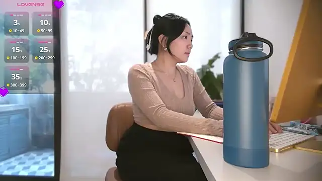 yuzhara online show from September 2025 03:23:01 PM