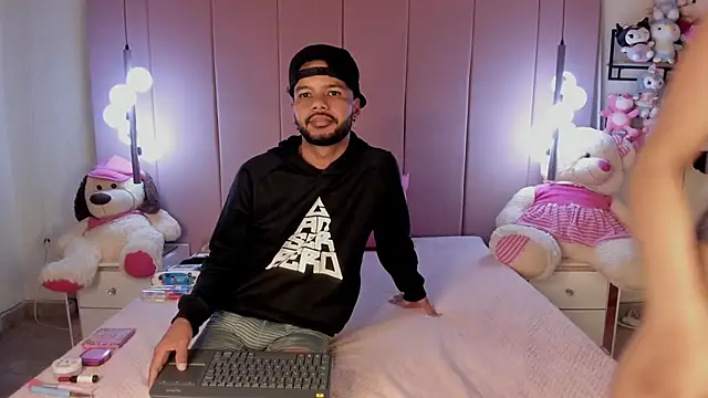 Liah Marthina online show from November 2025 03:21:02 AM