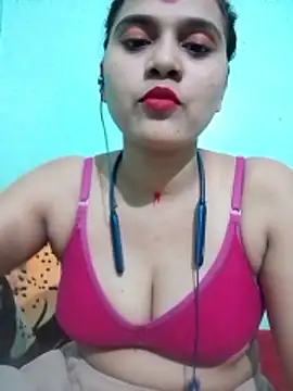 Snapshot of Kavya-Tiwari chatting on June 2026 06:29:02 PM Kavya-Tiwari online show from June 2026 06:29:02 PM
