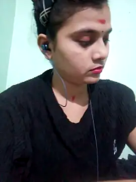 Snapshot of Kavya-Tiwari chatting on June 2026 05:10:02 PM Kavya-Tiwari online show from June 2026 05:10:02 PM