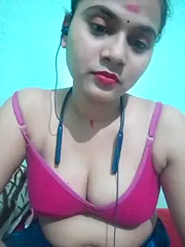 Snapshot of Kavya-Tiwari chatting on June 2026 06:51:02 PM Kavya-Tiwari online show from June 2026 06:51:02 PM