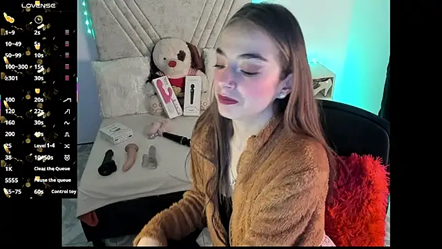 Snapshot of Mia_Victoria22 chatting on June 2026 03:24:02 AM Mia Victoria22 online show from June 2026 03:24:02 AM
