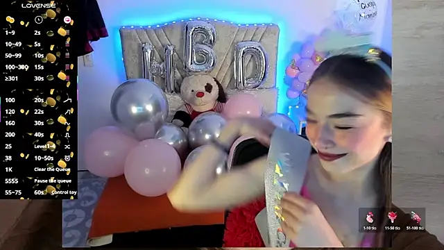 Snapshot of Mia_Victoria22 chatting on June 2026 06:21:02 PM Mia Victoria22 online show from June 2026 06:21:02 PM
