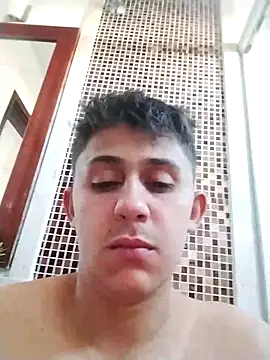 Snapshot of Striignado chatting on September 2025 10:17:01 AM Striignado online show from September 2025 10:17:01 AM