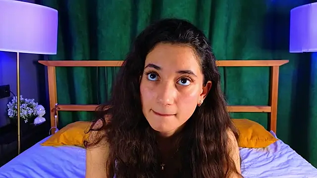 BettyMaldonado online show from November 2025 07:09:01 AM