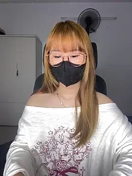 Meowyeuk6 online show from March 2026 05:02:02 AM