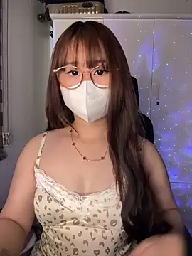Meowyeuk6 online show from May 2026 05:25:02 AM