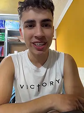 AdrianRinaldi online show from April 2026 06:10:01 PM