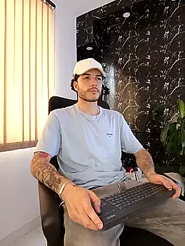 Rafael Mendezz online show from February 2026 08:37:02 PM