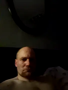 Spaner3300 online show from February 2026 03:04:01 AM