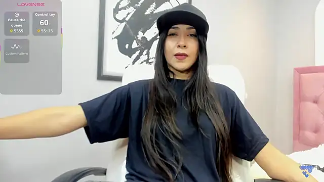 Snapshot of miel_latina chatting on November 2025 08:31:01 PM miel latina online show from November 2025 08:31:01 PM