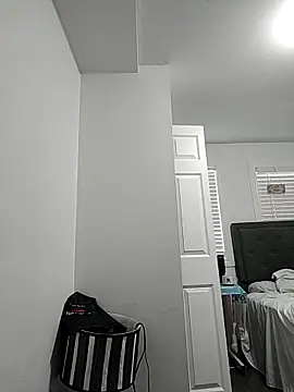 HothairyBoy2 online show from December 2025 05:19:02 PM