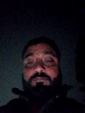 Raju fuckerr online show from December 2025 01:31:01 PM