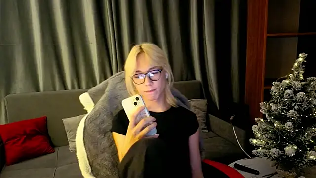 okerriella online show from January 2026 01:14:01 PM