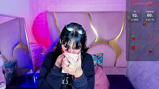 Niina Sissy online show from February 2026 03:45:02 AM