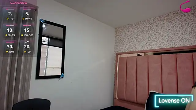 Hanna Lee   online show from April 2026 07:39:01 PM