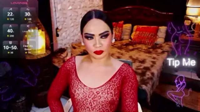 GODDESSHUGECOCKANDREA online show from May 2026 05:32:01 PM