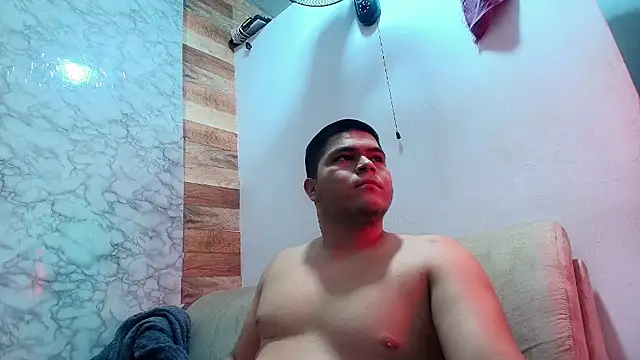 naomi campbel  online show from February 2026 02:03:02 PM