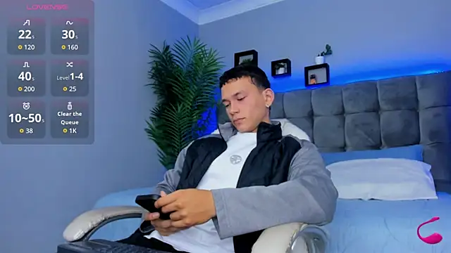 Thomas moon online show from March 2026 12:32:01 PM