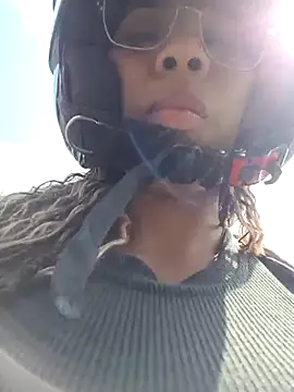 Elowen Clark online show from February 2026 06:12:02 PM