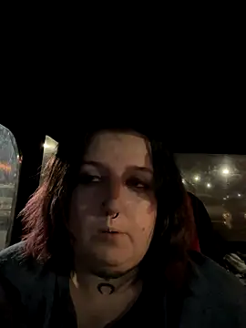 Snapshot of vanessraine chatting on September 2025 04:12:01 AM vanessraine online show from September 2025 04:12:01 AM