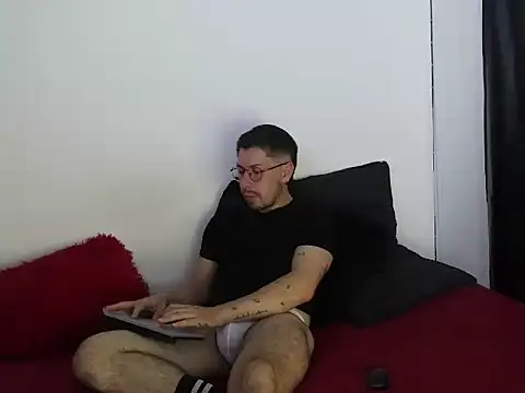 Letorres96 online show from April 2026 03:55:01 AM