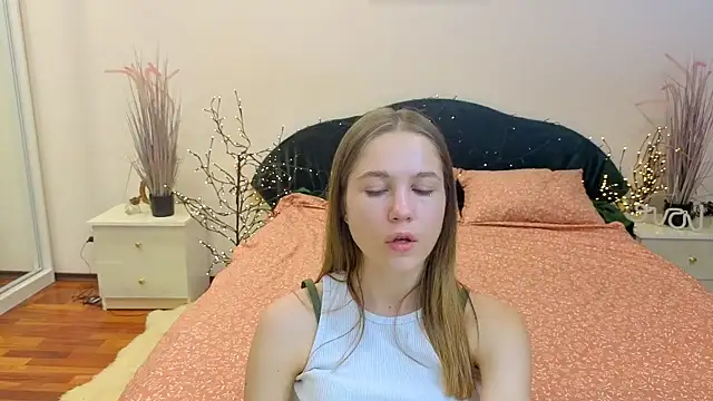 Spicy Lexi online show from July 2026 06:54:01 AM