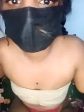 kissy doll online show from October 2025 05:47:02 PM