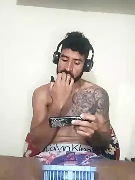 Alexsexygamer online show from December 2025 08:04:01 PM