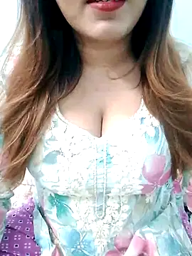 Suhana Darling online show from October 2025 09:59:02 PM