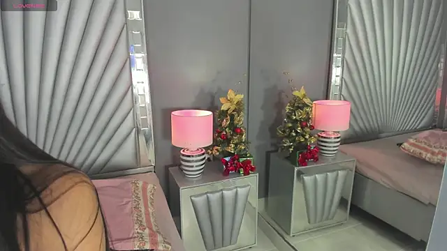 AmyBlackwood online show from December 2025 03:47:01 AM