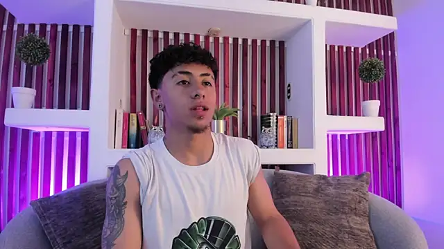 Troy dalton online show from September 2025 07:57:01 PM