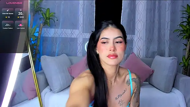 Snapshot of Valkyrie_sky chatting on July 2026 04:41:02 AM Valkyrie sky online show from July 2026 04:41:02 AM