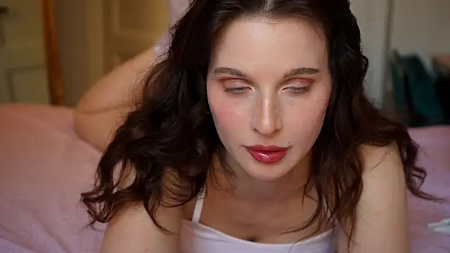 ellaa91 online show from November 2025 01:40:01 PM