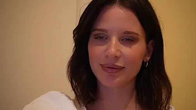 Snapshot of ellaa91 chatting on June 2026 05:57:01 PM ellaa91 online show from June 2026 05:57:01 PM