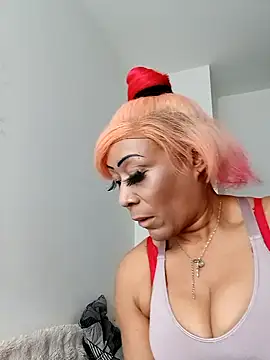 iamlalamilano online show from April 2026 10:46:02 AM