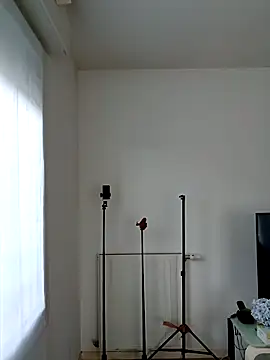 iamlalamilano online show from April 2026 10:36:01 AM