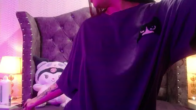 RavenLove  online show from November 2025 01:54:02 PM