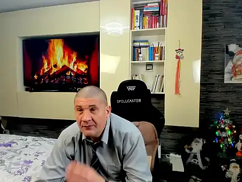 SpartacusDaddy48 online show from February 2026 05:25:02 AM