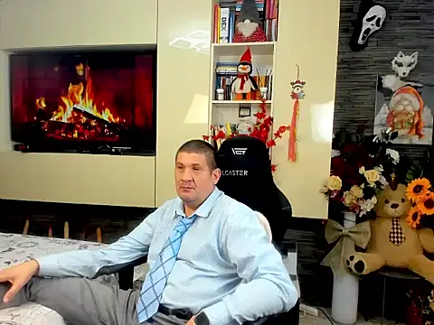 SpartacusDaddy48 online show from March 2026 04:50:01 AM