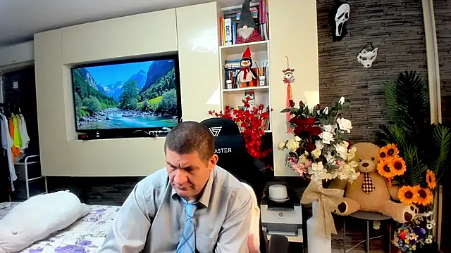 SpartacusDaddy48 online show from May 2026 04:07:02 AM