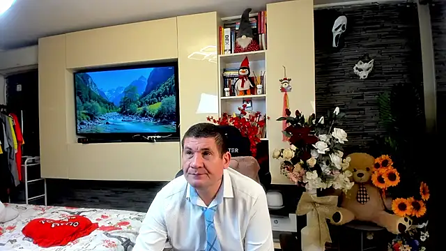 SpartacusDaddy48 online show from May 2026 02:19:02 AM
