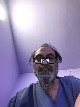 Snapshot of Sp71 chatting on October 2025 08:41:01 PM Sp71 online show from October 2025 08:41:01 PM