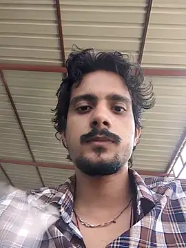 Snapshot of Sushant001 chatting on May 2026 07:35:01 AM Sushant001 online show from May 2026 07:35:01 AM