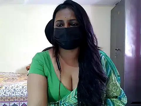 Snapshot of ammu1990 chatting on June 2026 08:49:02 AM ammu1990 online show from June 2026 08:49:02 AM