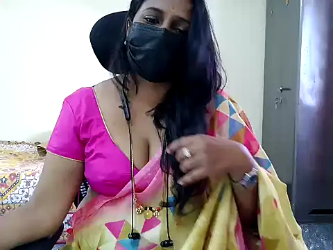 Snapshot of ammu1990 chatting on June 2026 08:37:01 AM ammu1990 online show from June 2026 08:37:01 AM