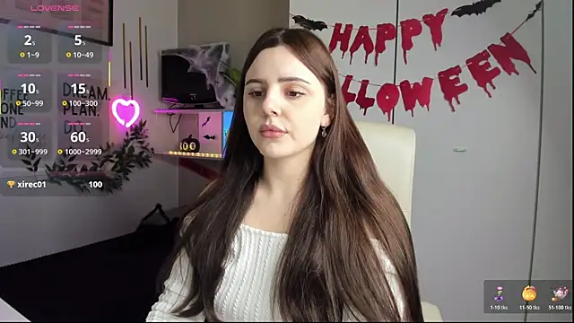 LiaWoow online show from November 2025 02:30:01 PM