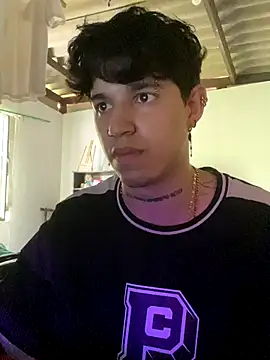 Snapshot of mavis21xxx chatting on October 2025 03:30:02 PM mavis21xxx online show from October 2025 03:30:02 PM