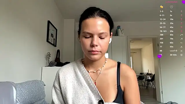 MaydaCornwall online show from November 2025 08:04:02 AM