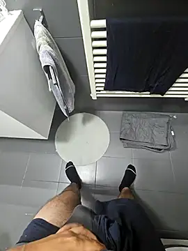 flirt 23 online show from November 2025 07:49:02 PM